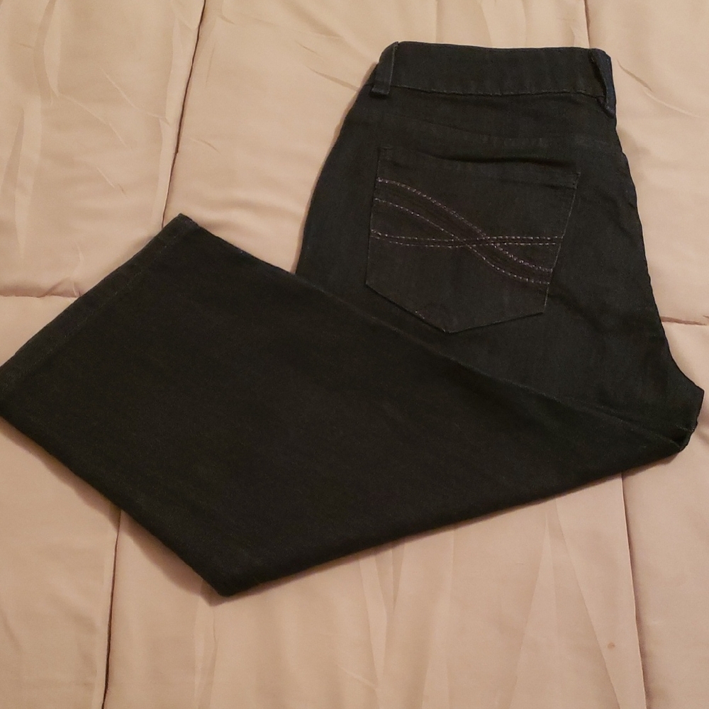 Women's Riders by Lee Blue Denim Dark Wash Crop Jeans Size 10